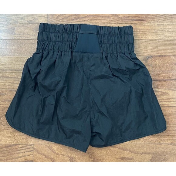 HALARA Super High Waisted  Split Hem 2 In 1 Casual Shorts 2.5"  Size Small - Picture 8 of 12